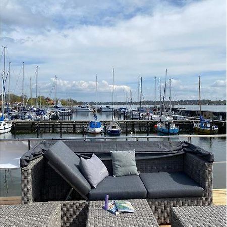Hausboot Fjord Ankerplatz Mit Biosauna In Schleswig Exterior photo